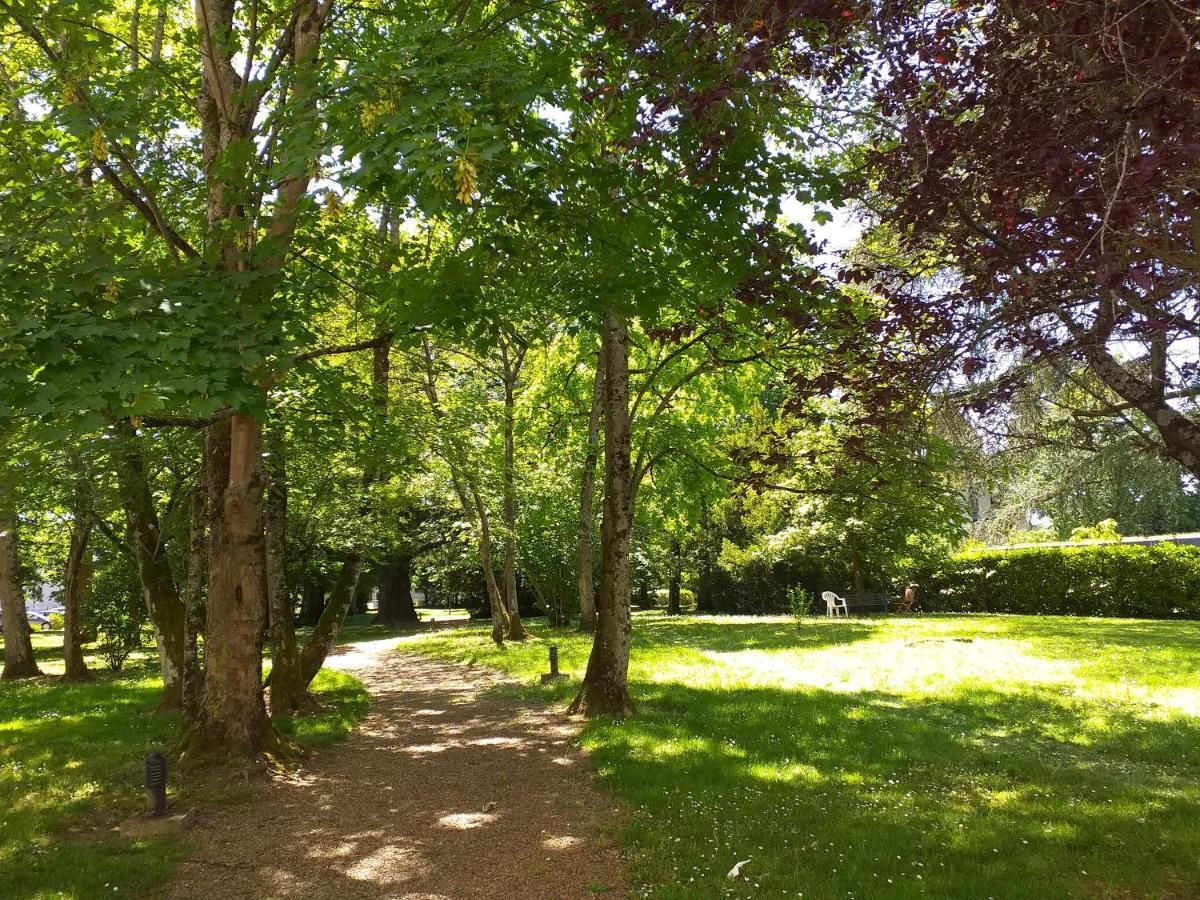 טור Appartement Au Calme, Avec Parc Prive, 50M Du Tram מראה חיצוני תמונה